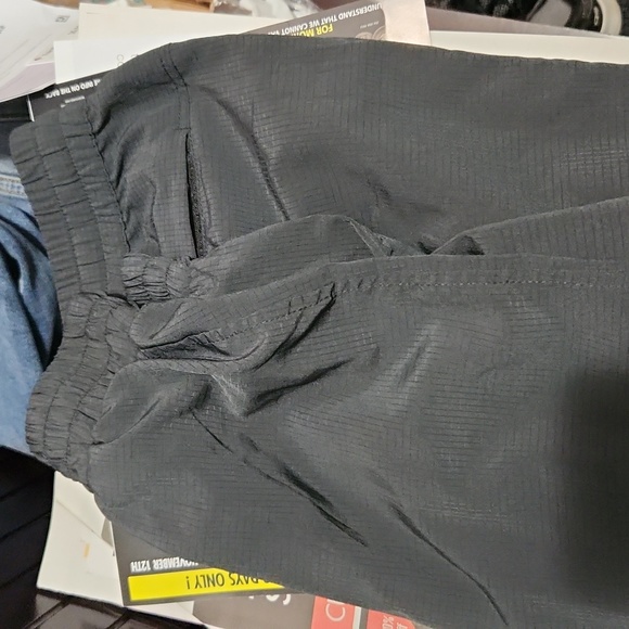 Lululemon joggers - Picture 5 of 6